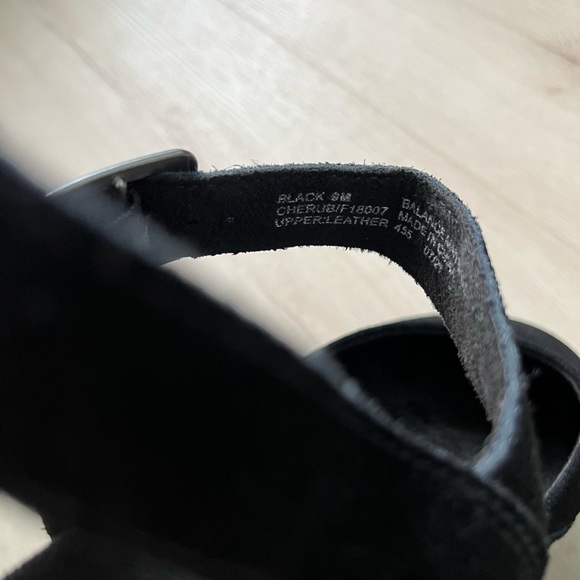 House of Harlow 1960 black suede clog heels in size 9. Worn once - Picture 3 of 7